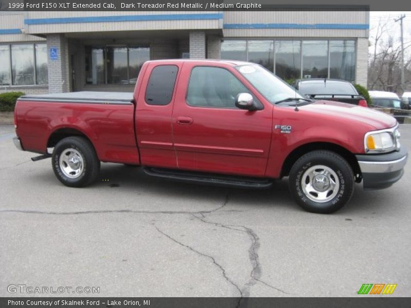 Dark Toreador Red Metallic / Medium Graphite 1999 Ford F150 XLT Extended Cab