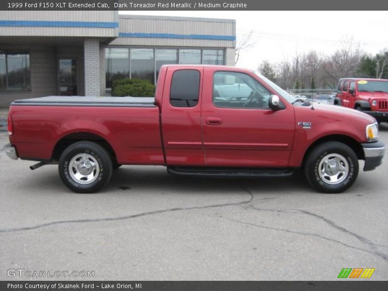 Dark Toreador Red Metallic / Medium Graphite 1999 Ford F150 XLT Extended Cab