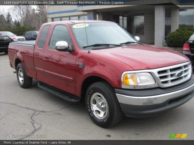 Dark Toreador Red Metallic / Medium Graphite 1999 Ford F150 XLT Extended Cab