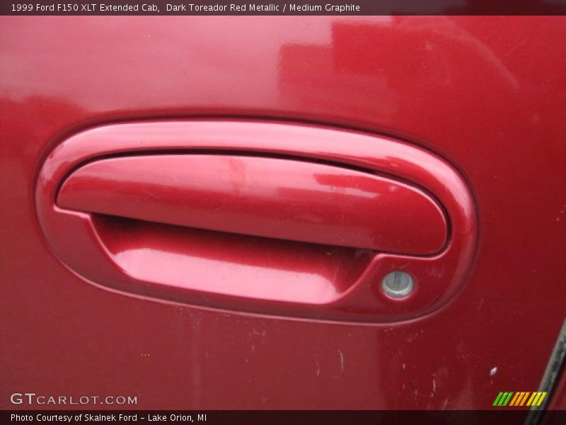 Dark Toreador Red Metallic / Medium Graphite 1999 Ford F150 XLT Extended Cab