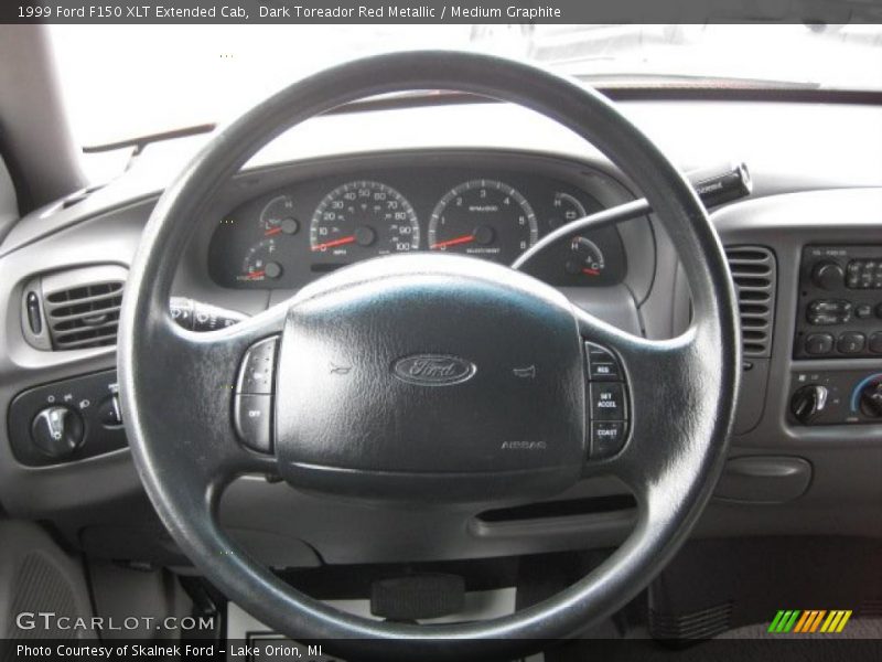 Dark Toreador Red Metallic / Medium Graphite 1999 Ford F150 XLT Extended Cab