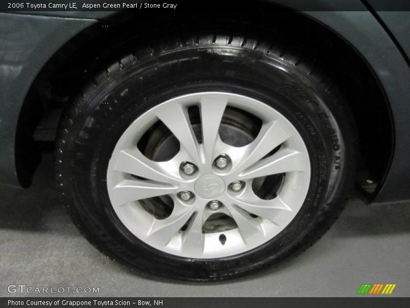 Aspen Green Pearl / Stone Gray 2006 Toyota Camry LE
