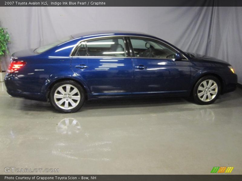 Indigo Ink Blue Pearl / Graphite 2007 Toyota Avalon XLS