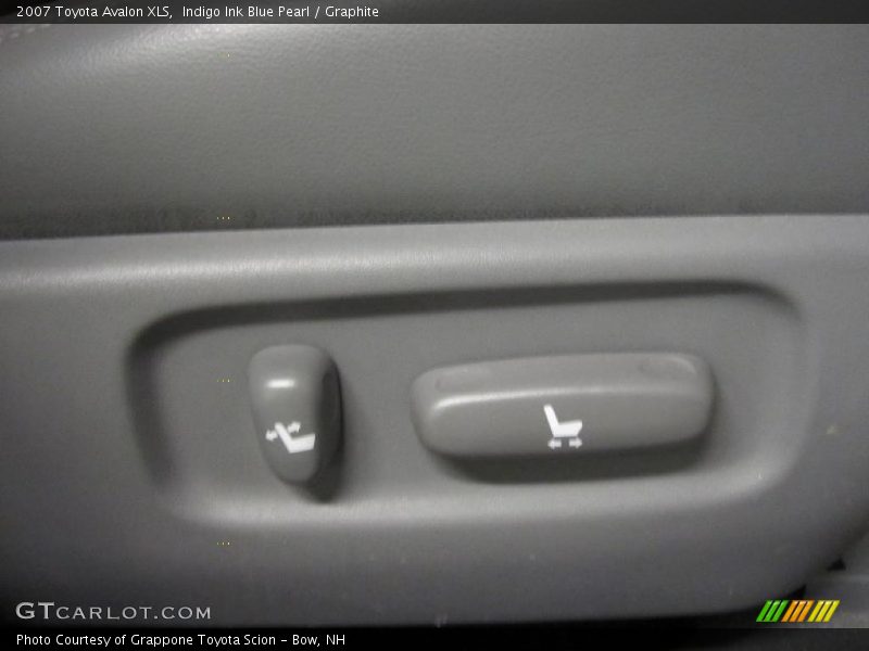 Indigo Ink Blue Pearl / Graphite 2007 Toyota Avalon XLS