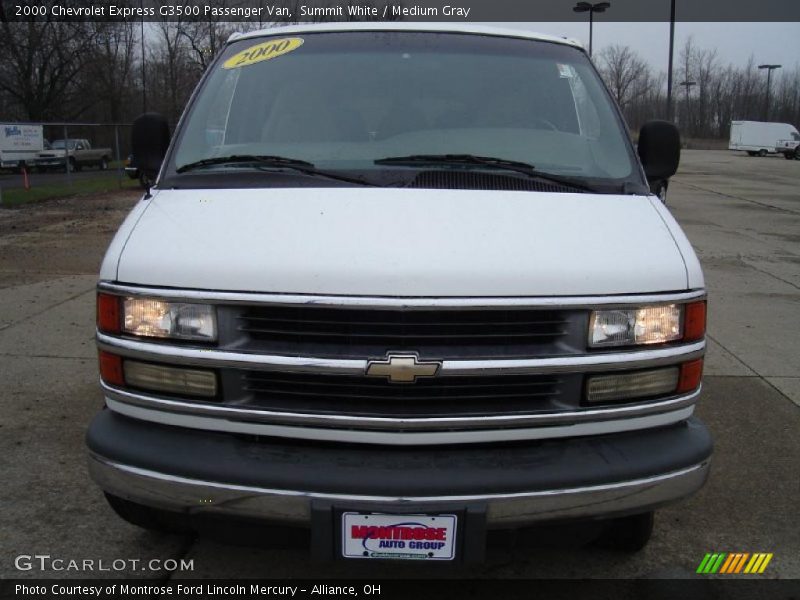 Summit White / Medium Gray 2000 Chevrolet Express G3500 Passenger Van