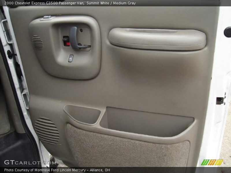Summit White / Medium Gray 2000 Chevrolet Express G3500 Passenger Van