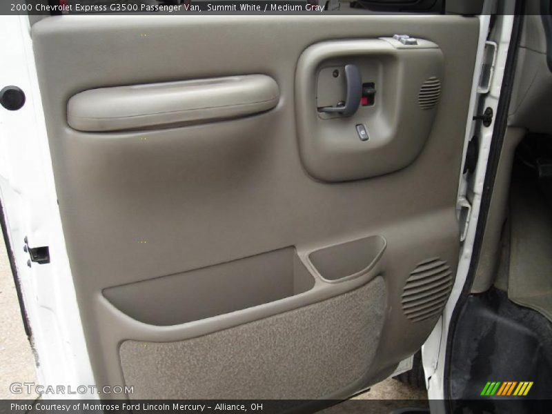 Summit White / Medium Gray 2000 Chevrolet Express G3500 Passenger Van