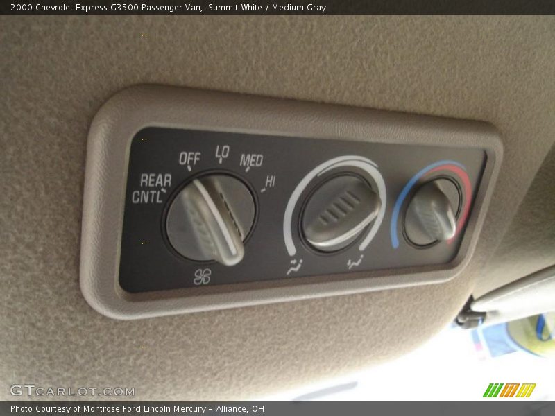 Summit White / Medium Gray 2000 Chevrolet Express G3500 Passenger Van