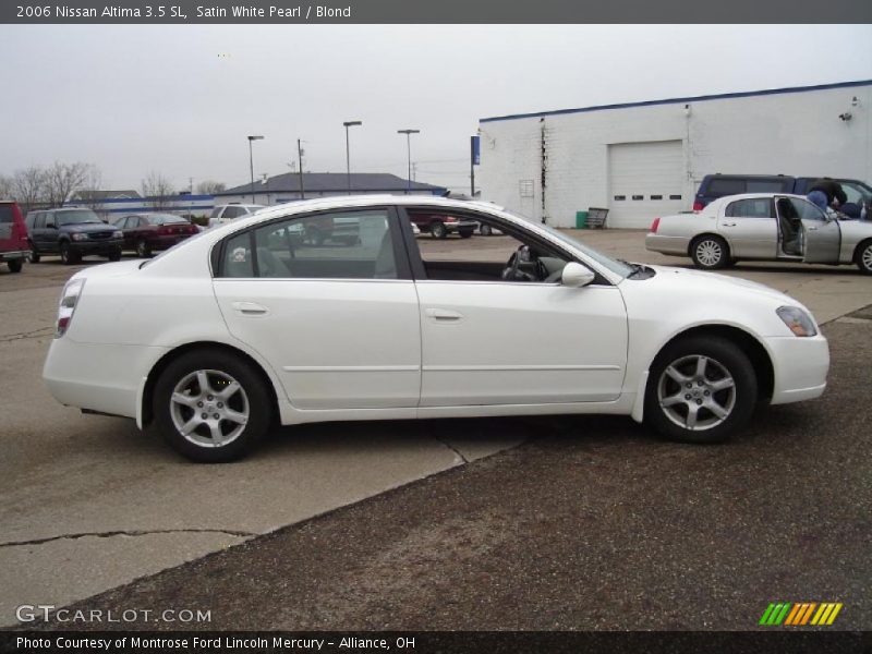 Satin White Pearl / Blond 2006 Nissan Altima 3.5 SL