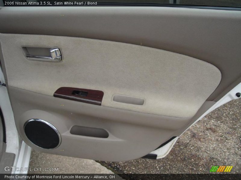 Satin White Pearl / Blond 2006 Nissan Altima 3.5 SL