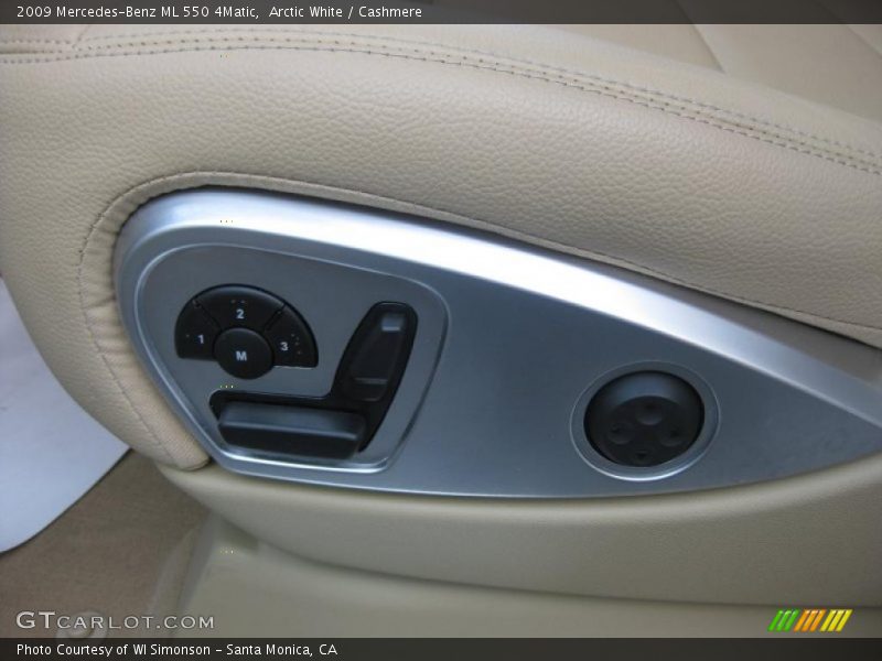 Arctic White / Cashmere 2009 Mercedes-Benz ML 550 4Matic