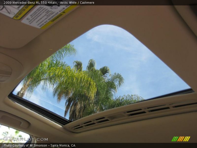 Arctic White / Cashmere 2009 Mercedes-Benz ML 550 4Matic