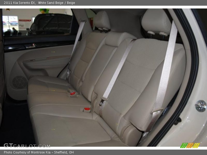 White Sand Beige / Beige 2011 Kia Sorento EX