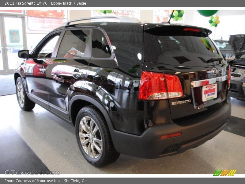 Ebony Black / Beige 2011 Kia Sorento EX V6