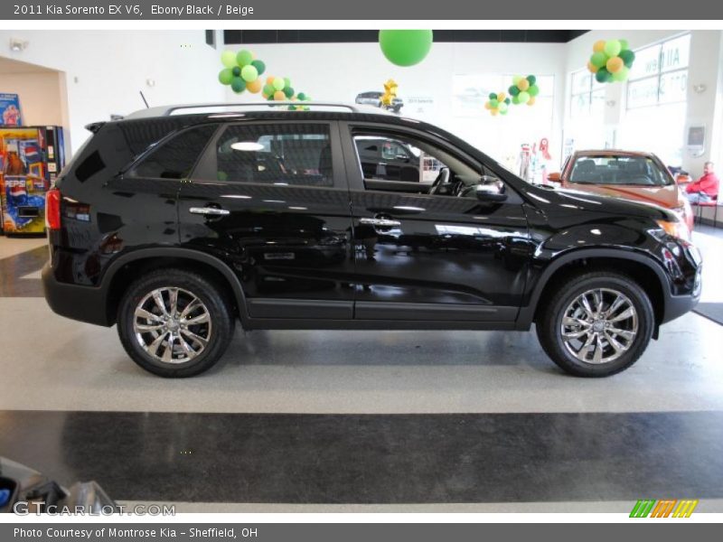Ebony Black / Beige 2011 Kia Sorento EX V6