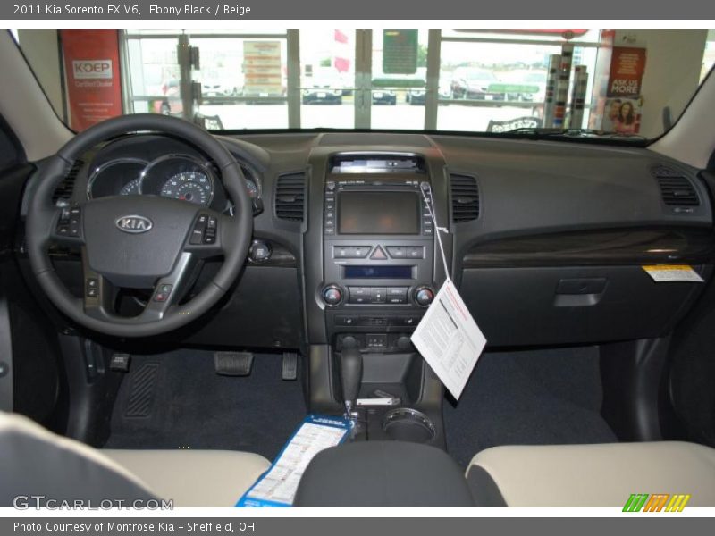 Ebony Black / Beige 2011 Kia Sorento EX V6