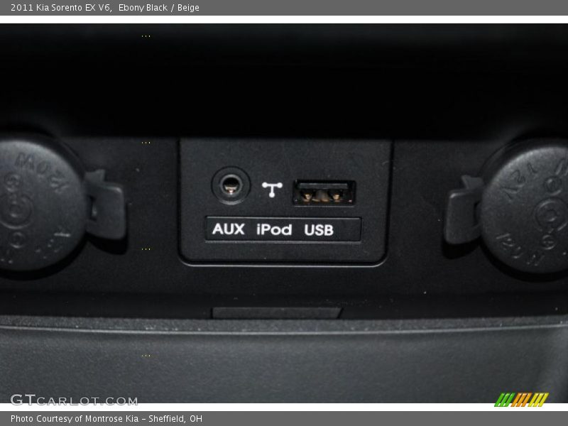 Ebony Black / Beige 2011 Kia Sorento EX V6