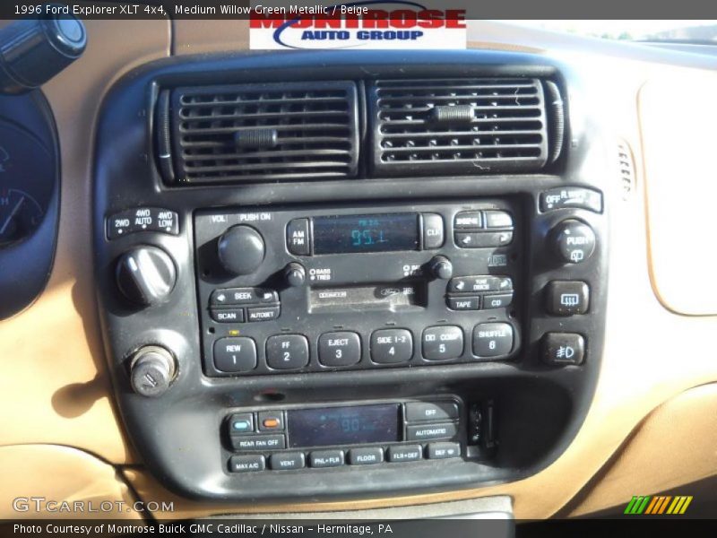 Medium Willow Green Metallic / Beige 1996 Ford Explorer XLT 4x4