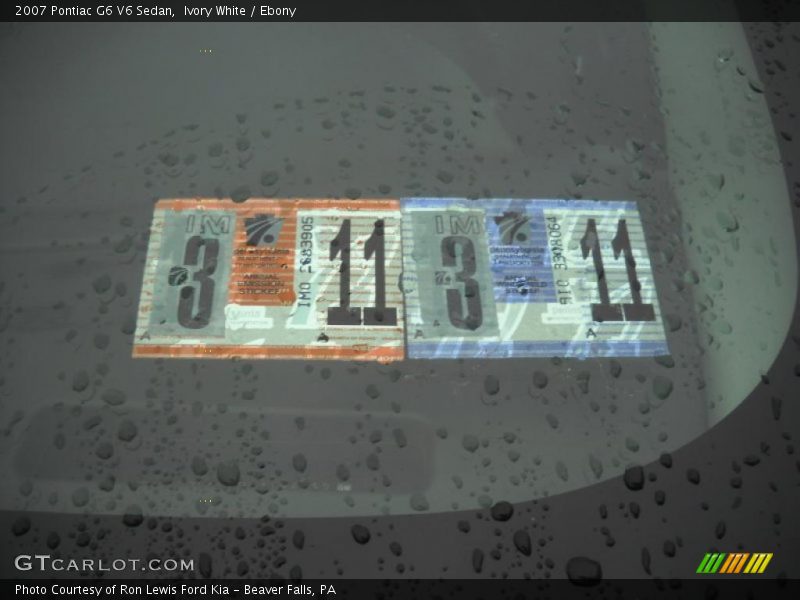 Ivory White / Ebony 2007 Pontiac G6 V6 Sedan
