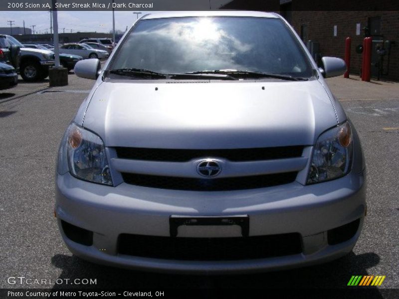 Silver Streak Mica / Dark Charcoal 2006 Scion xA