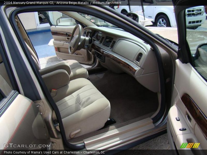 Arizona Beige Metallic / Medium Parchment 2004 Mercury Grand Marquis GS