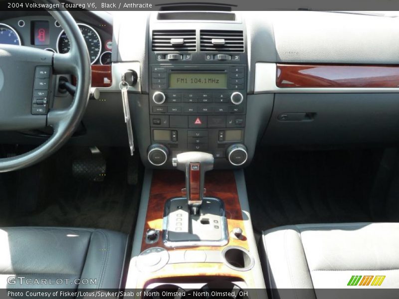 Black / Anthracite 2004 Volkswagen Touareg V6