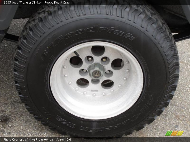 Poppy Red / Gray 1995 Jeep Wrangler SE 4x4