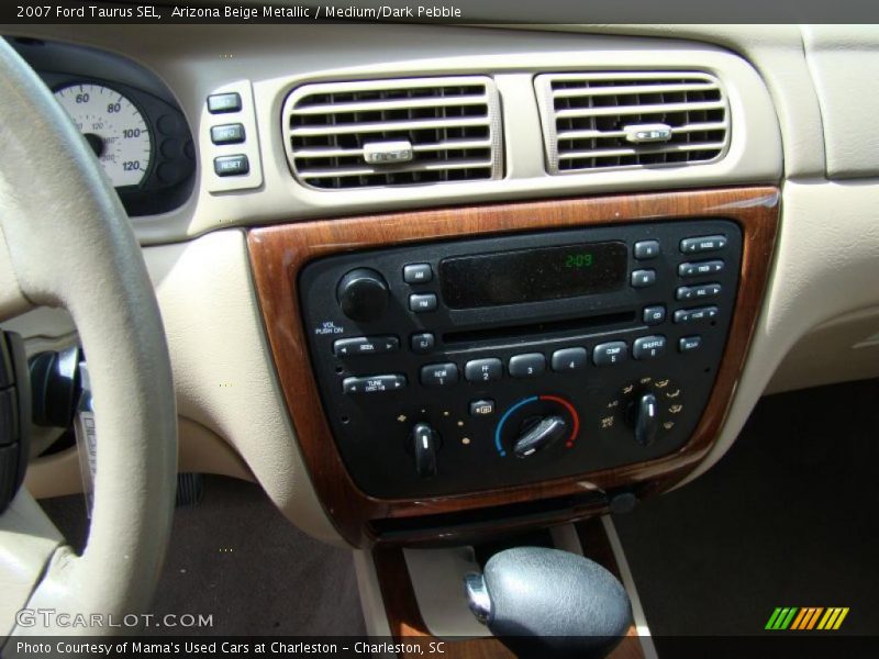 Arizona Beige Metallic / Medium/Dark Pebble 2007 Ford Taurus SEL