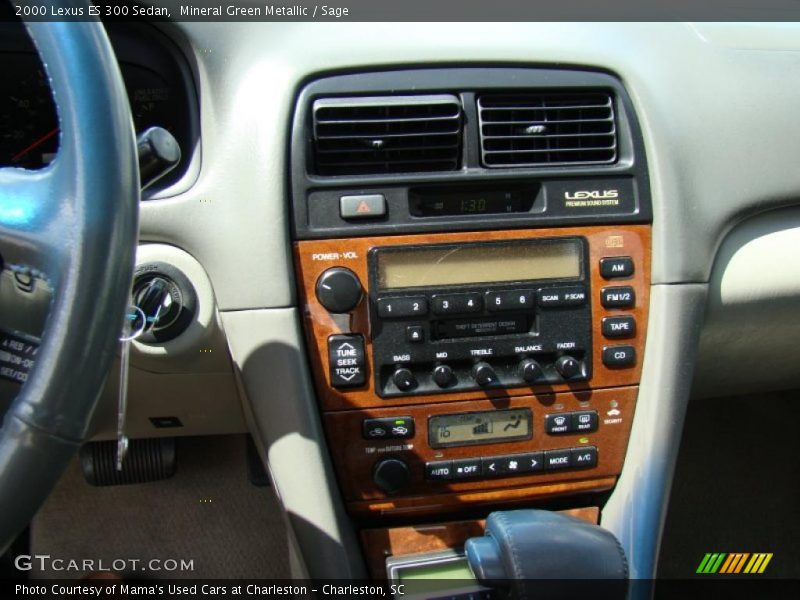 Mineral Green Metallic / Sage 2000 Lexus ES 300 Sedan