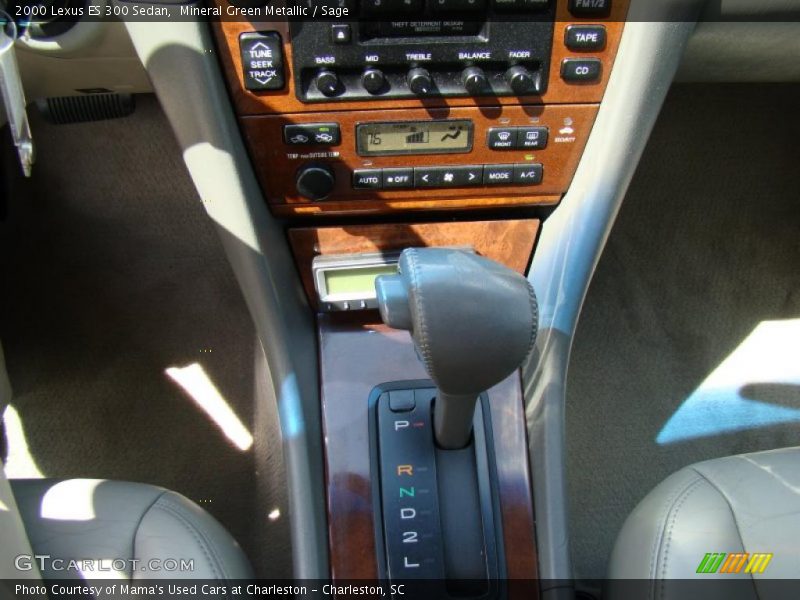 Mineral Green Metallic / Sage 2000 Lexus ES 300 Sedan