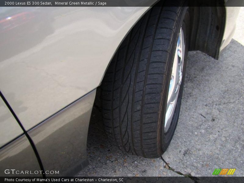 Mineral Green Metallic / Sage 2000 Lexus ES 300 Sedan