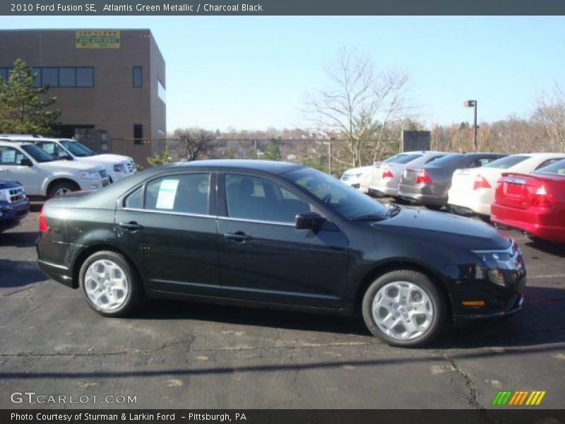 Atlantis Green Metallic / Charcoal Black 2010 Ford Fusion SE