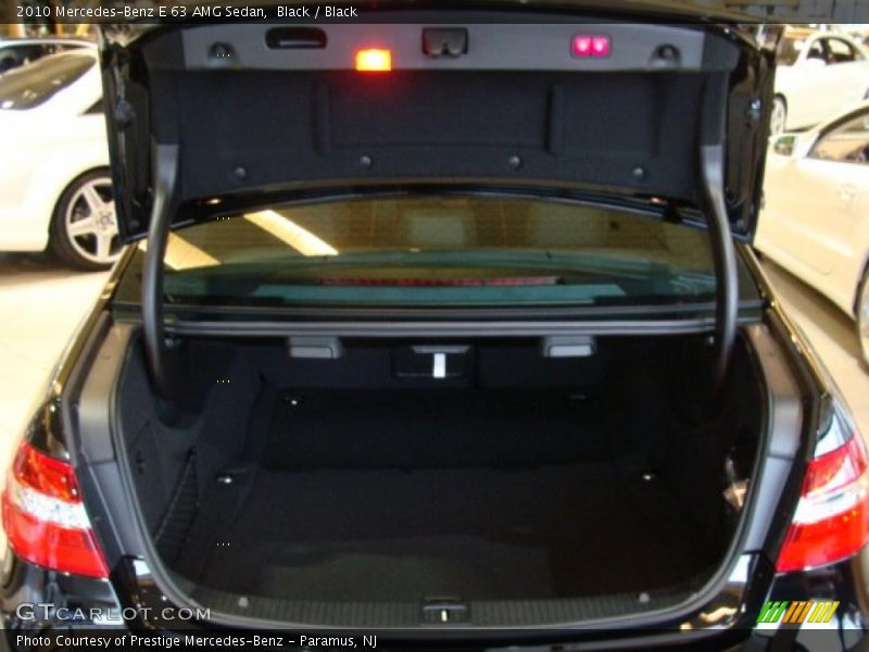 Black / Black 2010 Mercedes-Benz E 63 AMG Sedan
