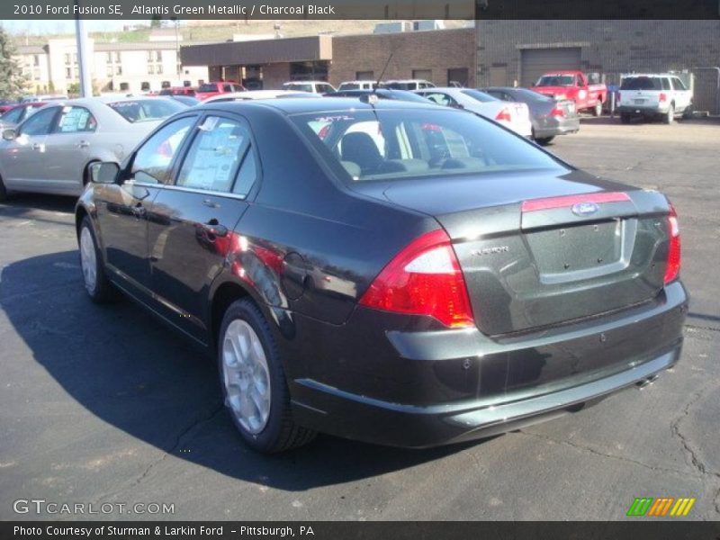 Atlantis Green Metallic / Charcoal Black 2010 Ford Fusion SE