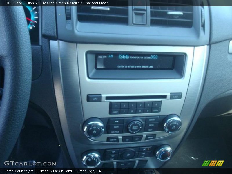 Atlantis Green Metallic / Charcoal Black 2010 Ford Fusion SE