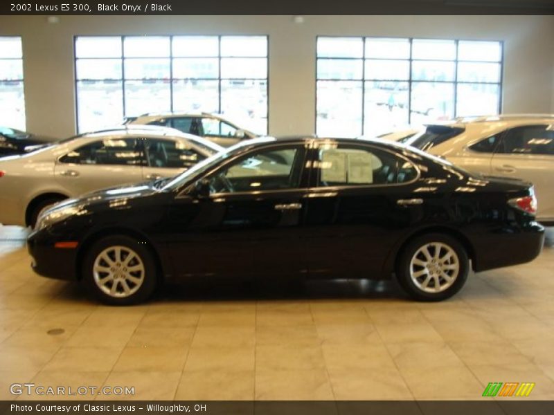 Black Onyx / Black 2002 Lexus ES 300
