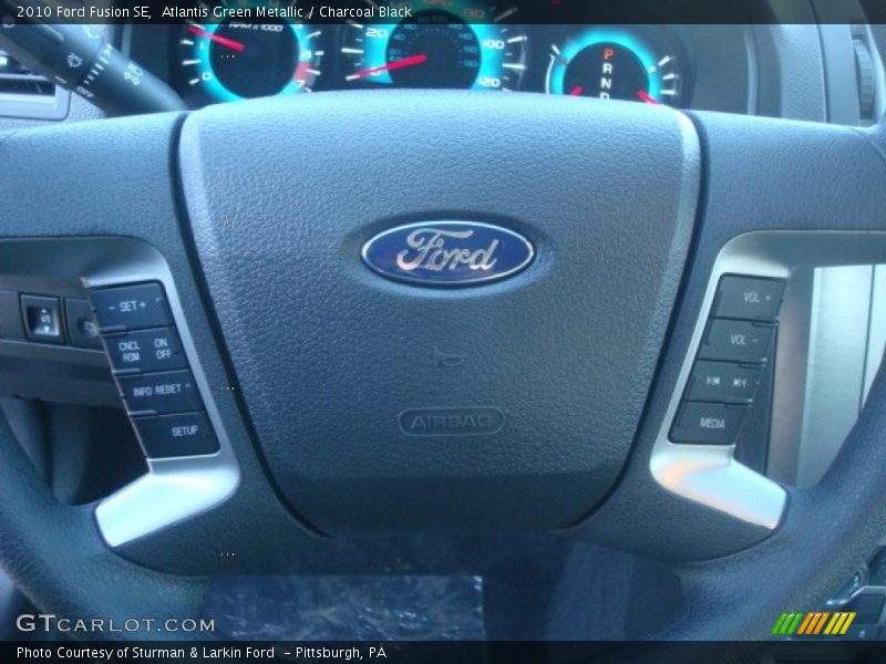 Atlantis Green Metallic / Charcoal Black 2010 Ford Fusion SE