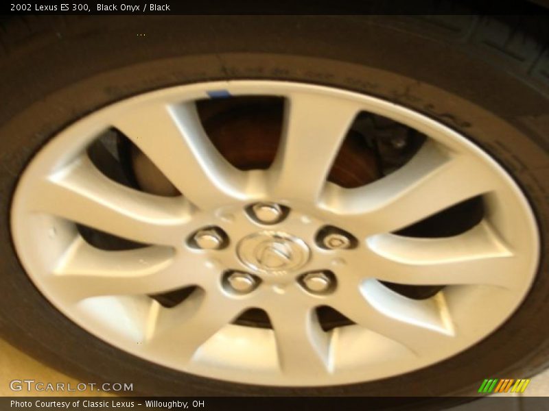 Black Onyx / Black 2002 Lexus ES 300