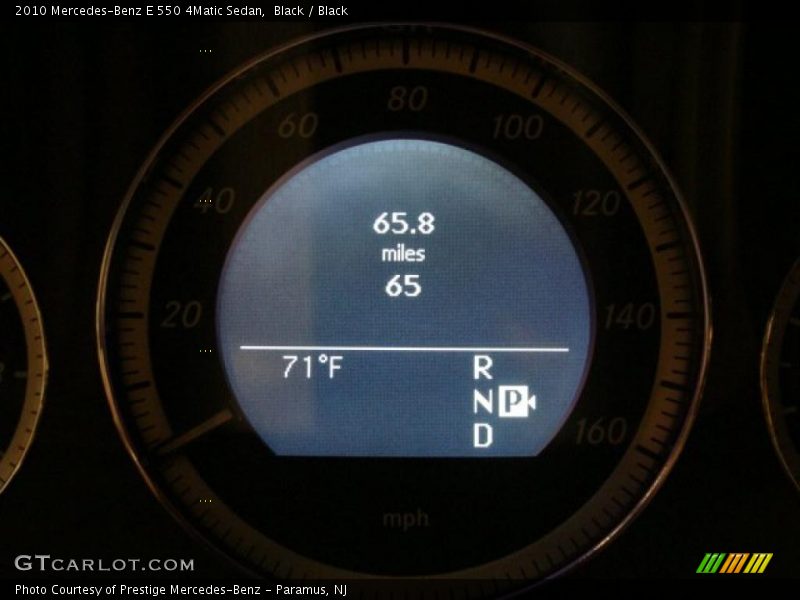 Black / Black 2010 Mercedes-Benz E 550 4Matic Sedan