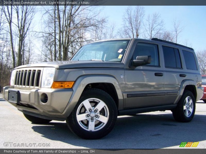 Light Khaki Metallic / Khaki 2006 Jeep Commander 4x4