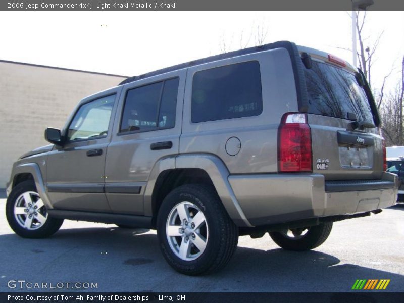 Light Khaki Metallic / Khaki 2006 Jeep Commander 4x4