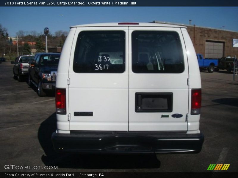 Oxford White / Medium Flint 2010 Ford E Series Van E250 Cargo Extended
