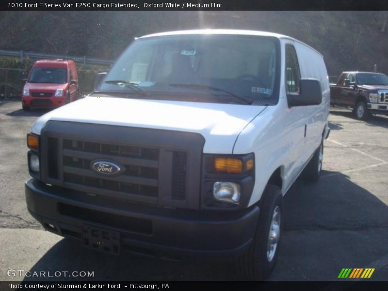 Oxford White / Medium Flint 2010 Ford E Series Van E250 Cargo Extended