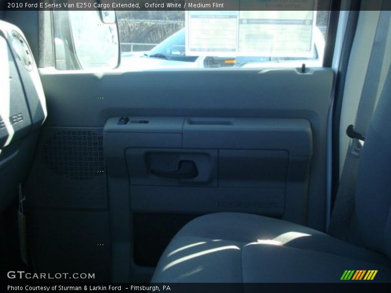 Oxford White / Medium Flint 2010 Ford E Series Van E250 Cargo Extended