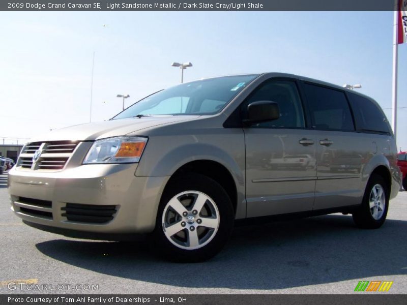 Light Sandstone Metallic / Dark Slate Gray/Light Shale 2009 Dodge Grand Caravan SE