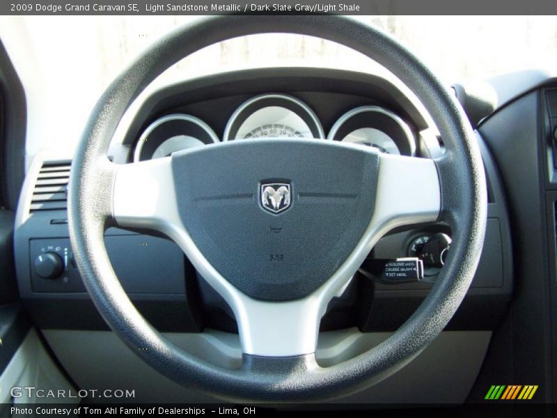 Light Sandstone Metallic / Dark Slate Gray/Light Shale 2009 Dodge Grand Caravan SE