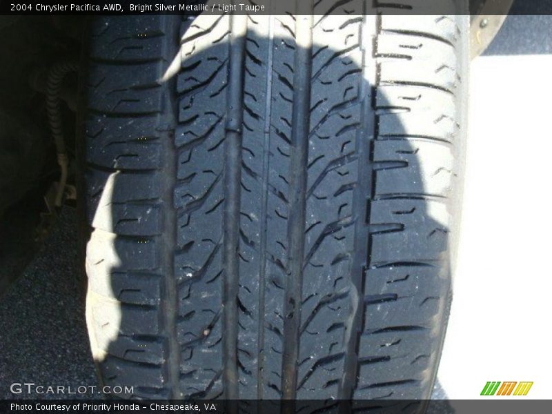 Bright Silver Metallic / Light Taupe 2004 Chrysler Pacifica AWD