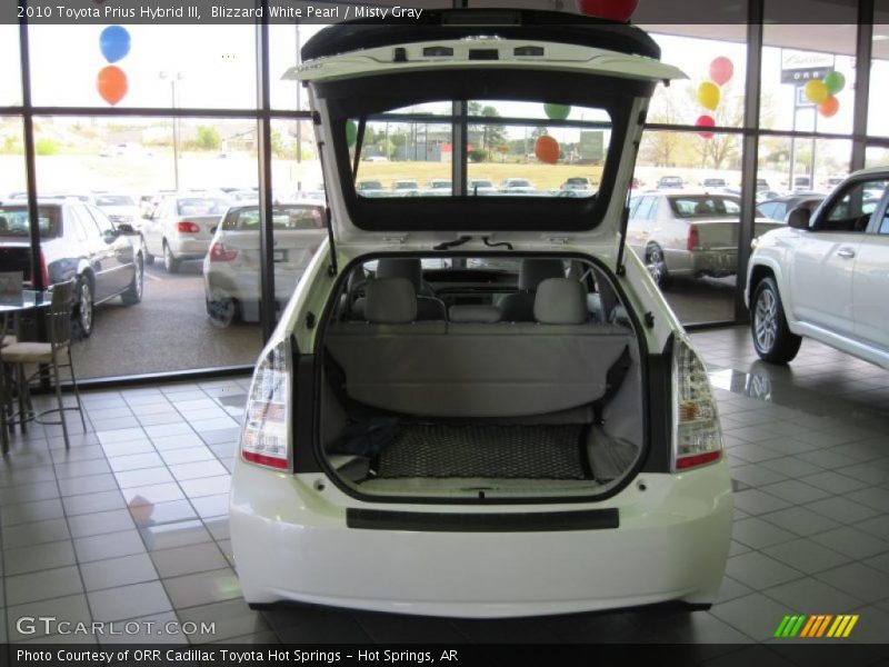 Blizzard White Pearl / Misty Gray 2010 Toyota Prius Hybrid III