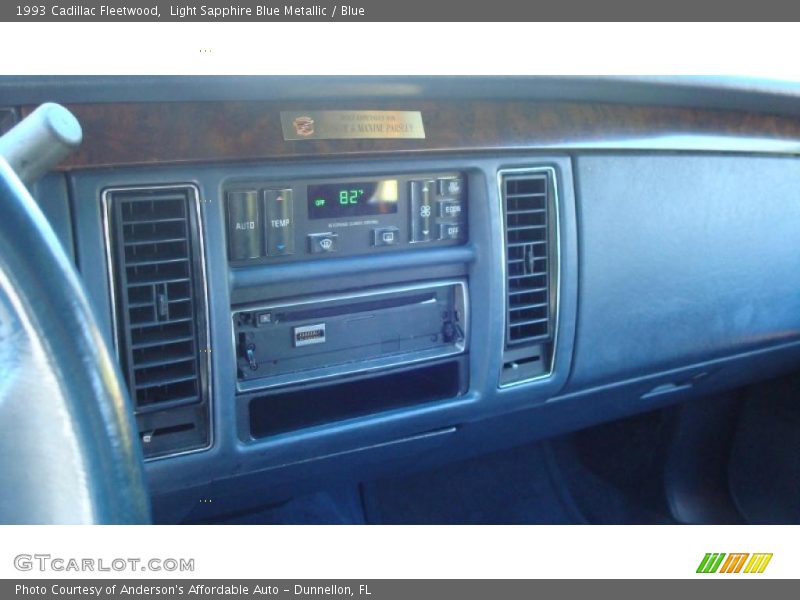 Light Sapphire Blue Metallic / Blue 1993 Cadillac Fleetwood