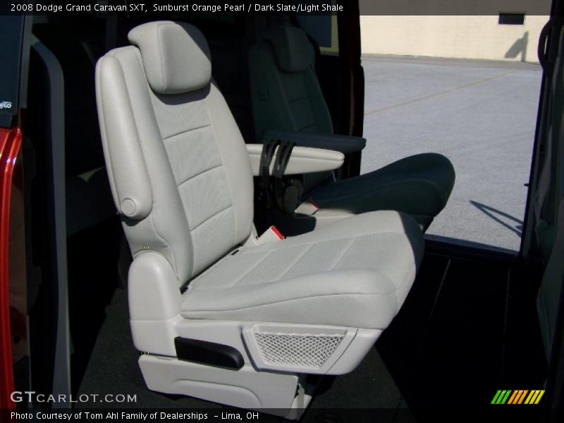Sunburst Orange Pearl / Dark Slate/Light Shale 2008 Dodge Grand Caravan SXT